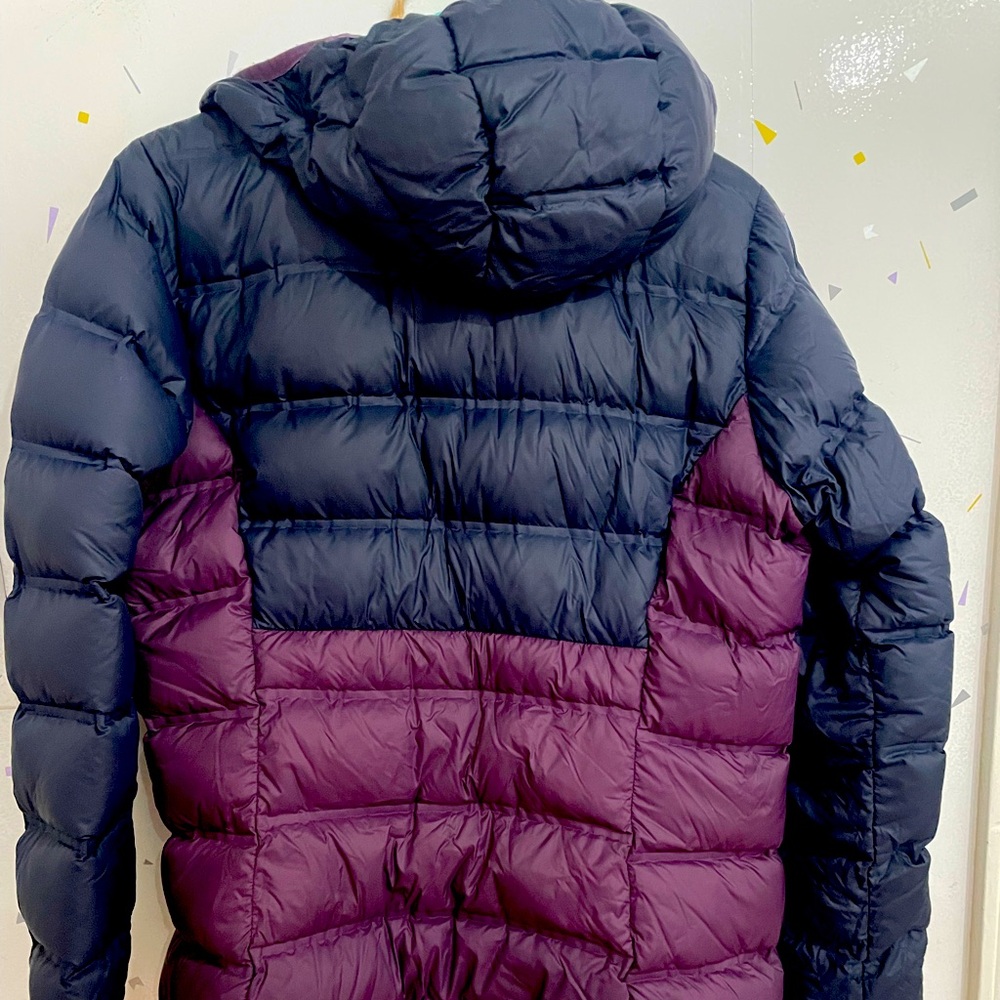 Columbia Puffer Jacket with hoodie